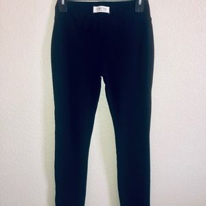 Cutest black leggings